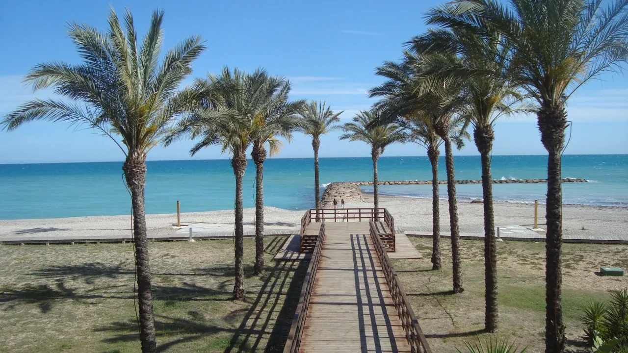 Playa dels Terrers (temporada baja)