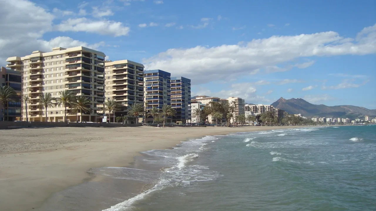 Playa d'Heliòpolis (temporada baja)
