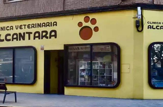 Tienda de la Clínica Veterinaria Alcántara