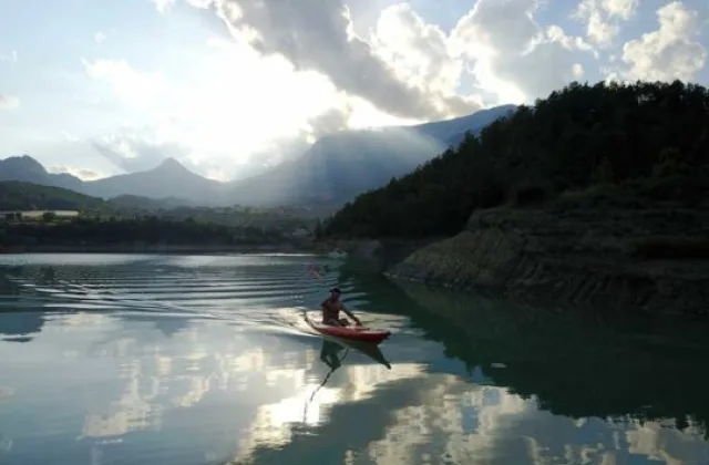 Kayak con perro en La Llosa del Cavall