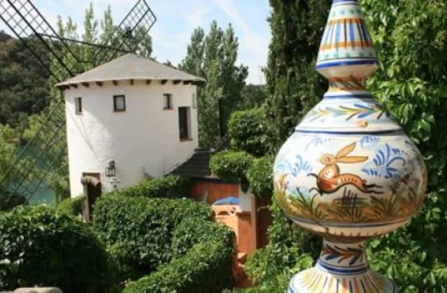 Hotel Rural Albamanjón