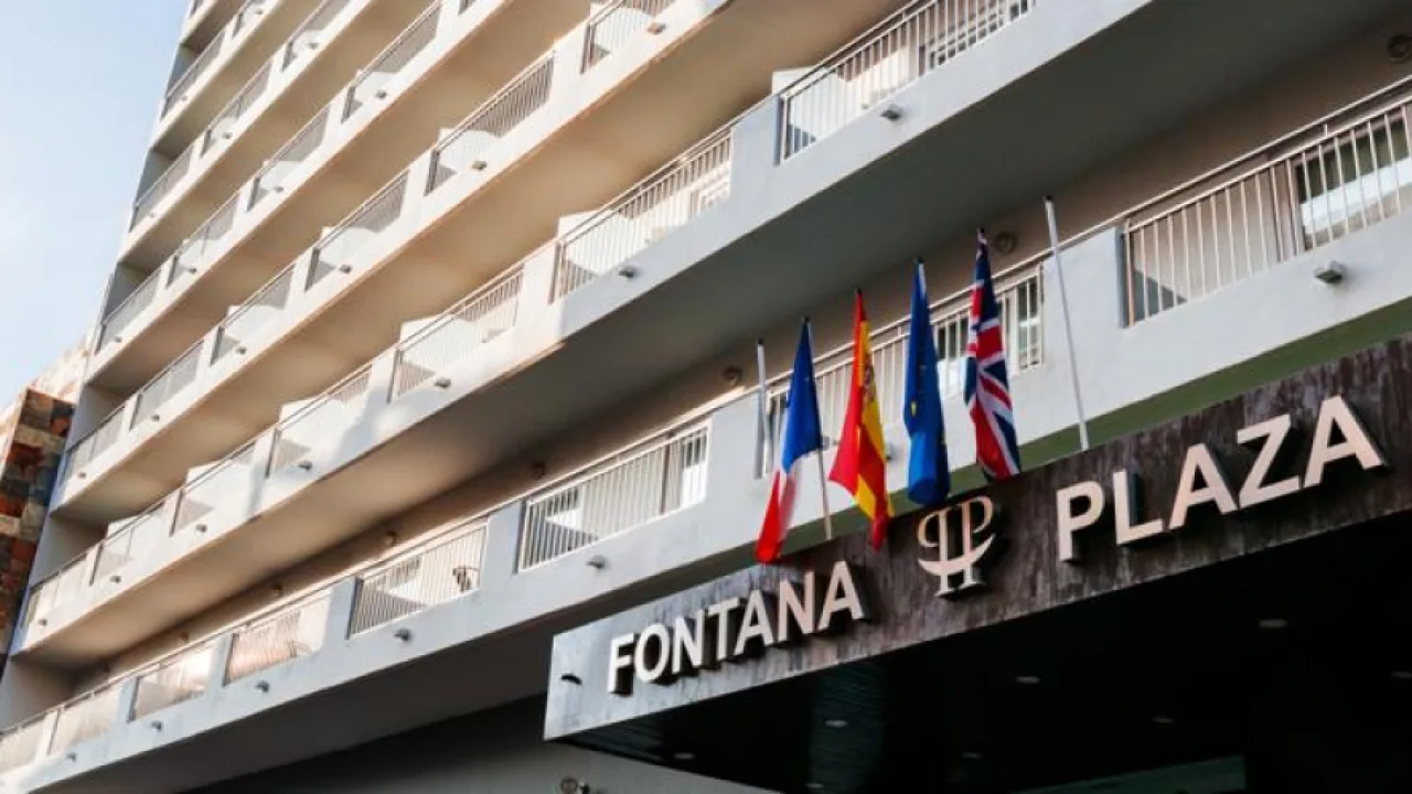 Hotel Fontana Plaza