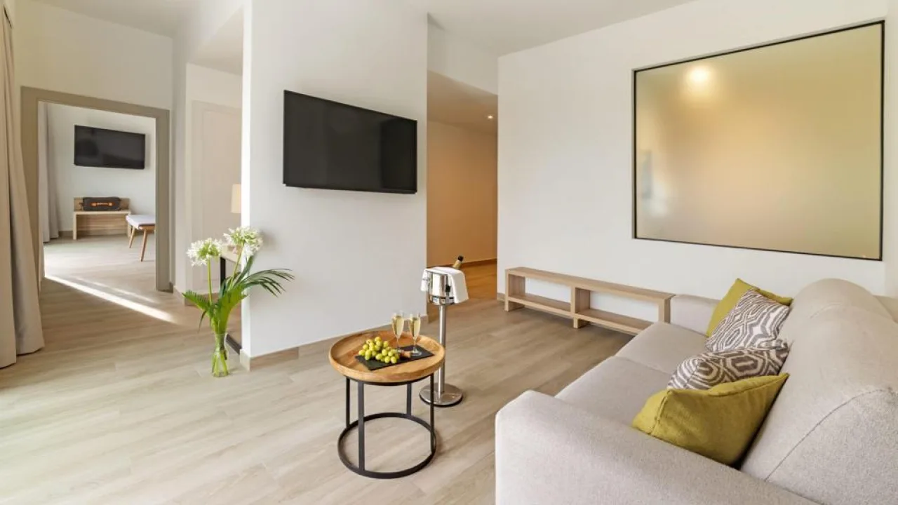 Hotel Cabogata Beach