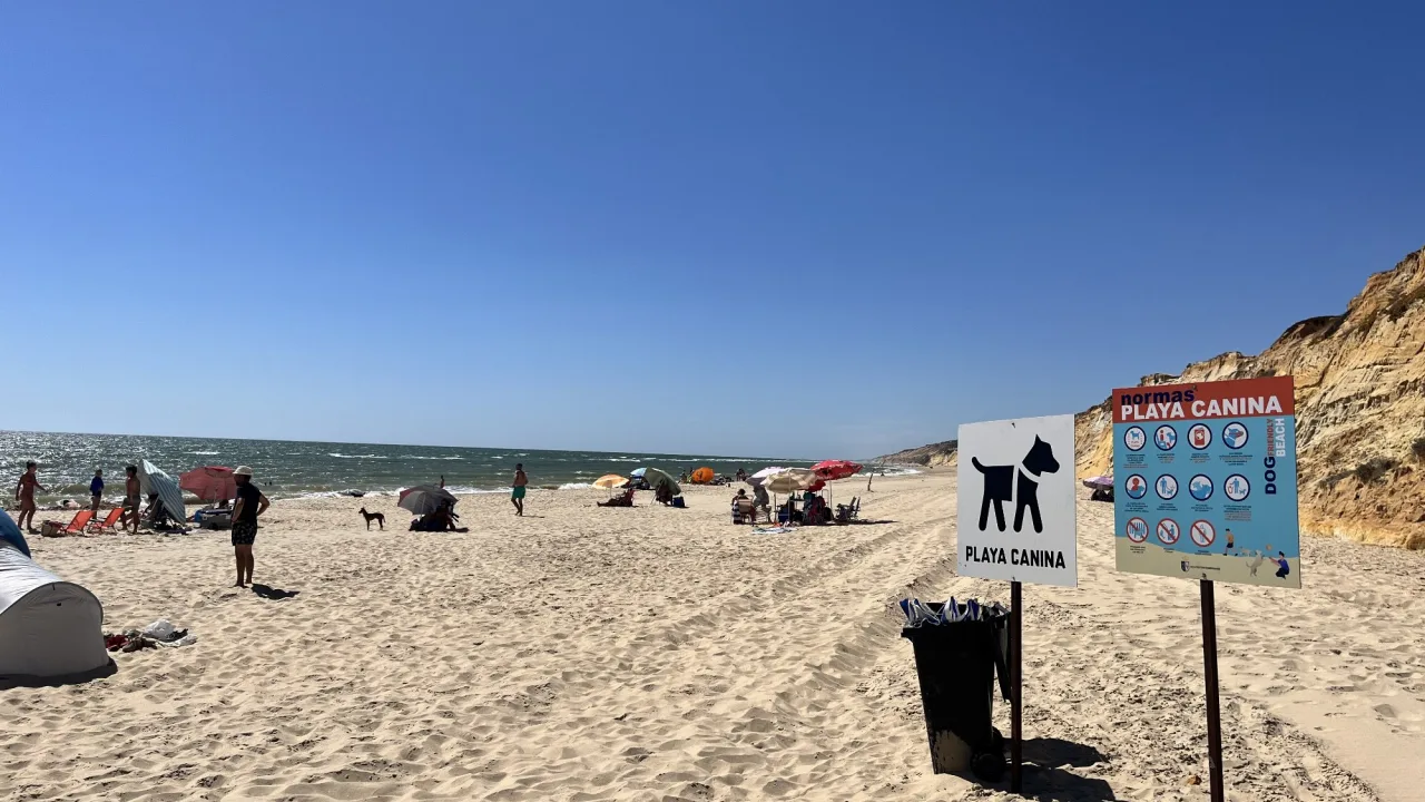 Playa canina de Matalascañas (Almonte)