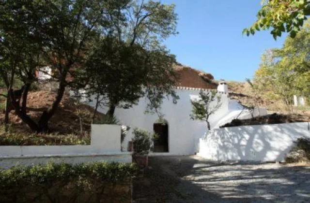 Casas Cueva La Tala