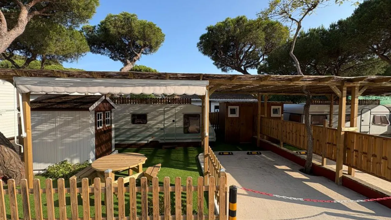 Camping Playa La Bota
