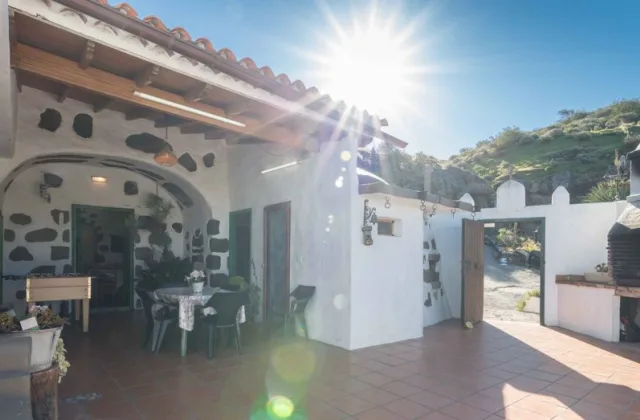 Casa-Cueva El Caidero