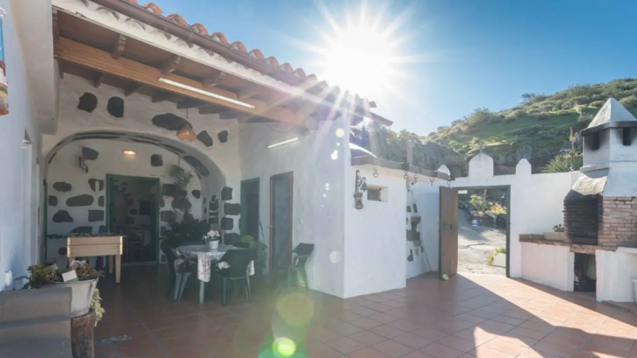 Casa-Cueva El Caidero