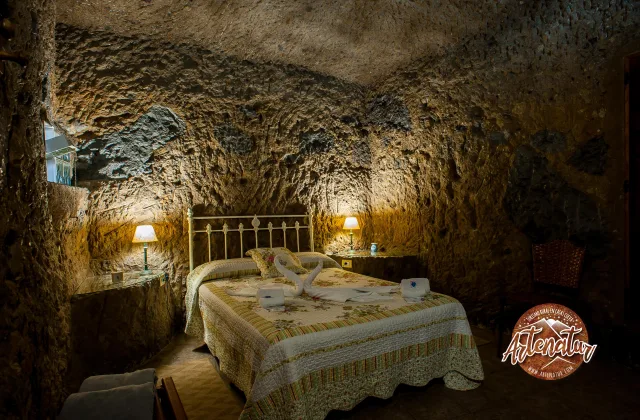 Casa-Cueva El Mimo