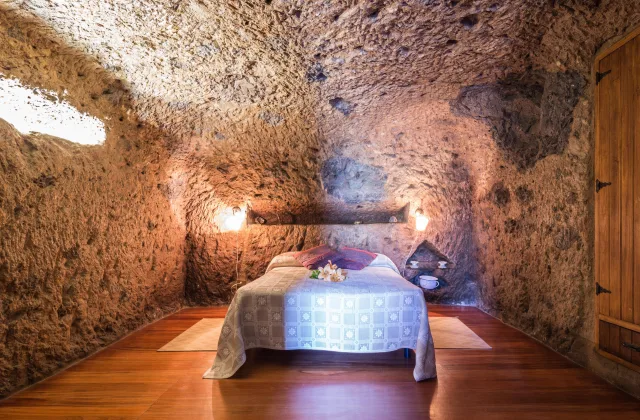 Casa-Cueva Las Margaritas