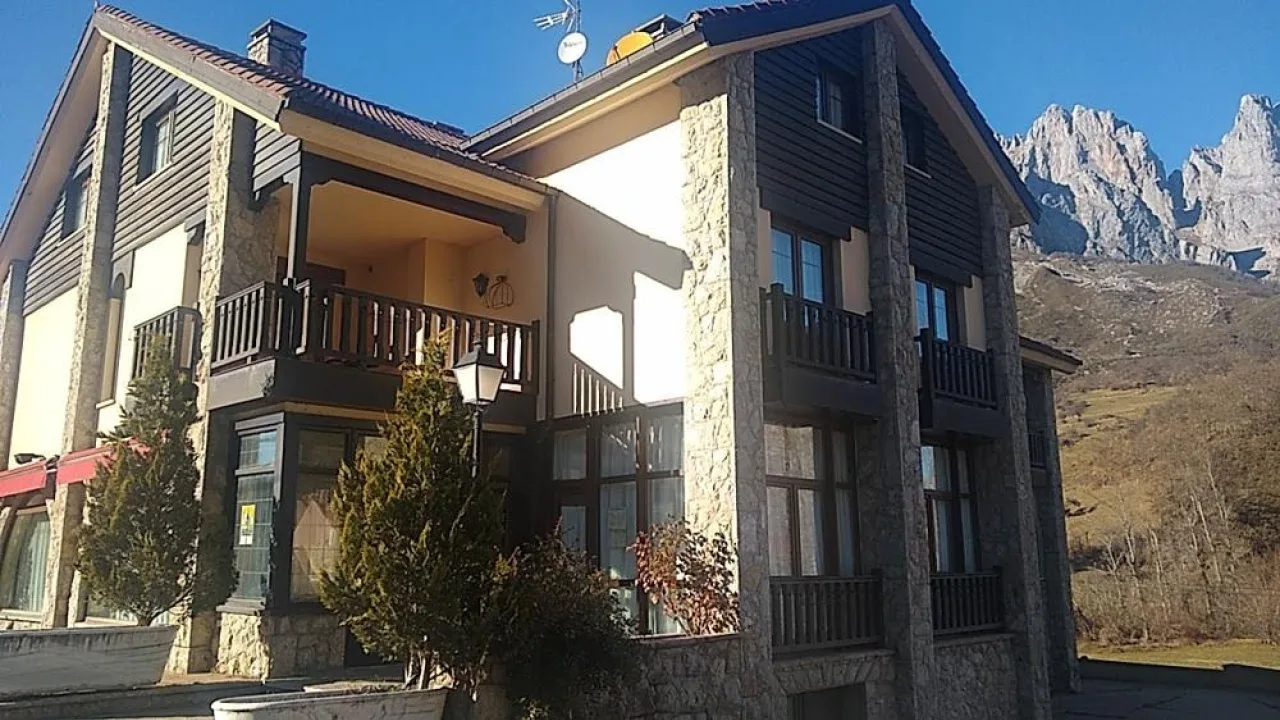 Hotel Cumbres de Valdeón