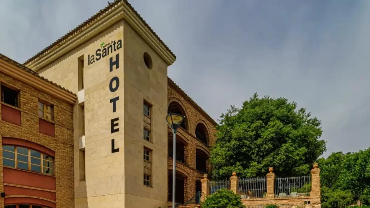 Hotel Jardines de La Santa