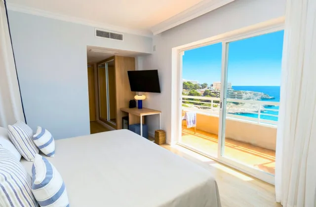 Hotel Cala Font