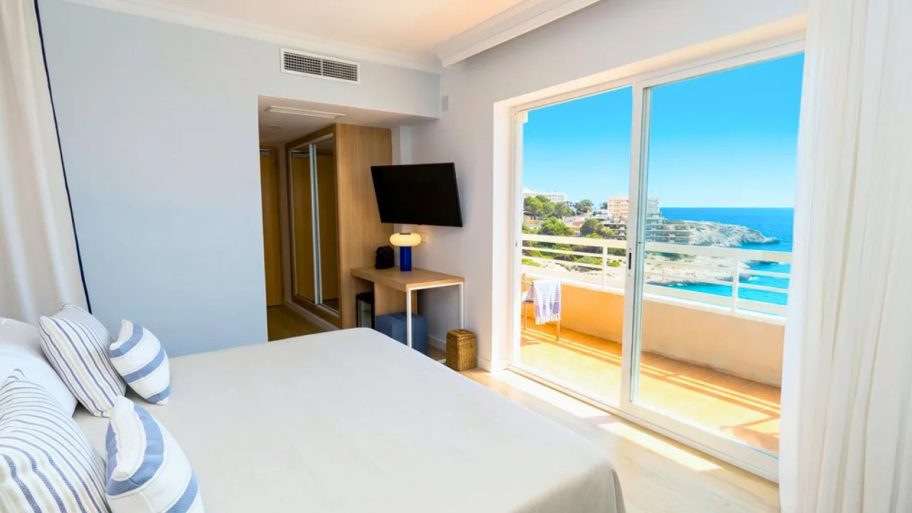 Hotel Cala Font