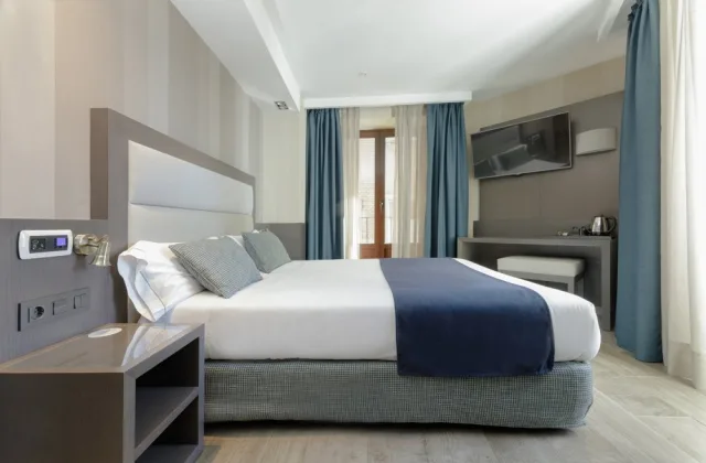 Hotel Reina Cristina