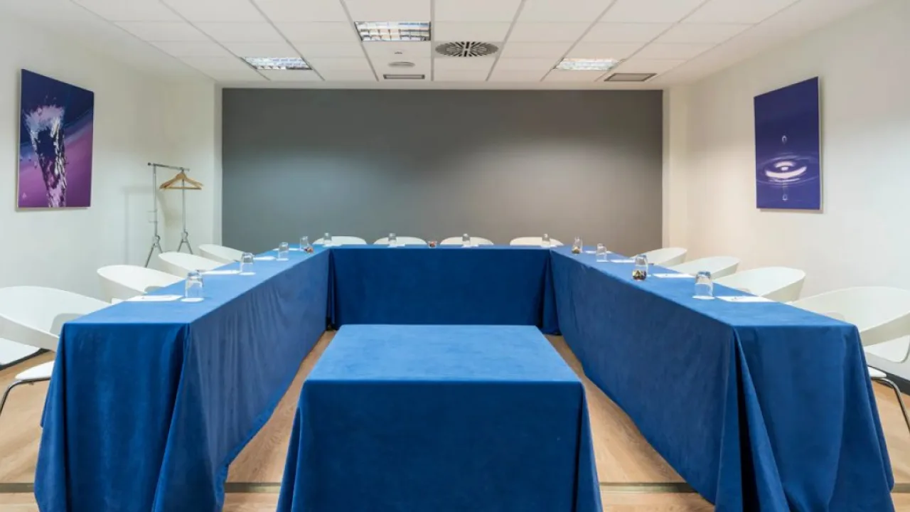 Hotel ILUNION Romareda