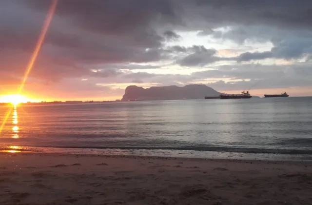 Playa canina de La Concha (El Rinconcillo)