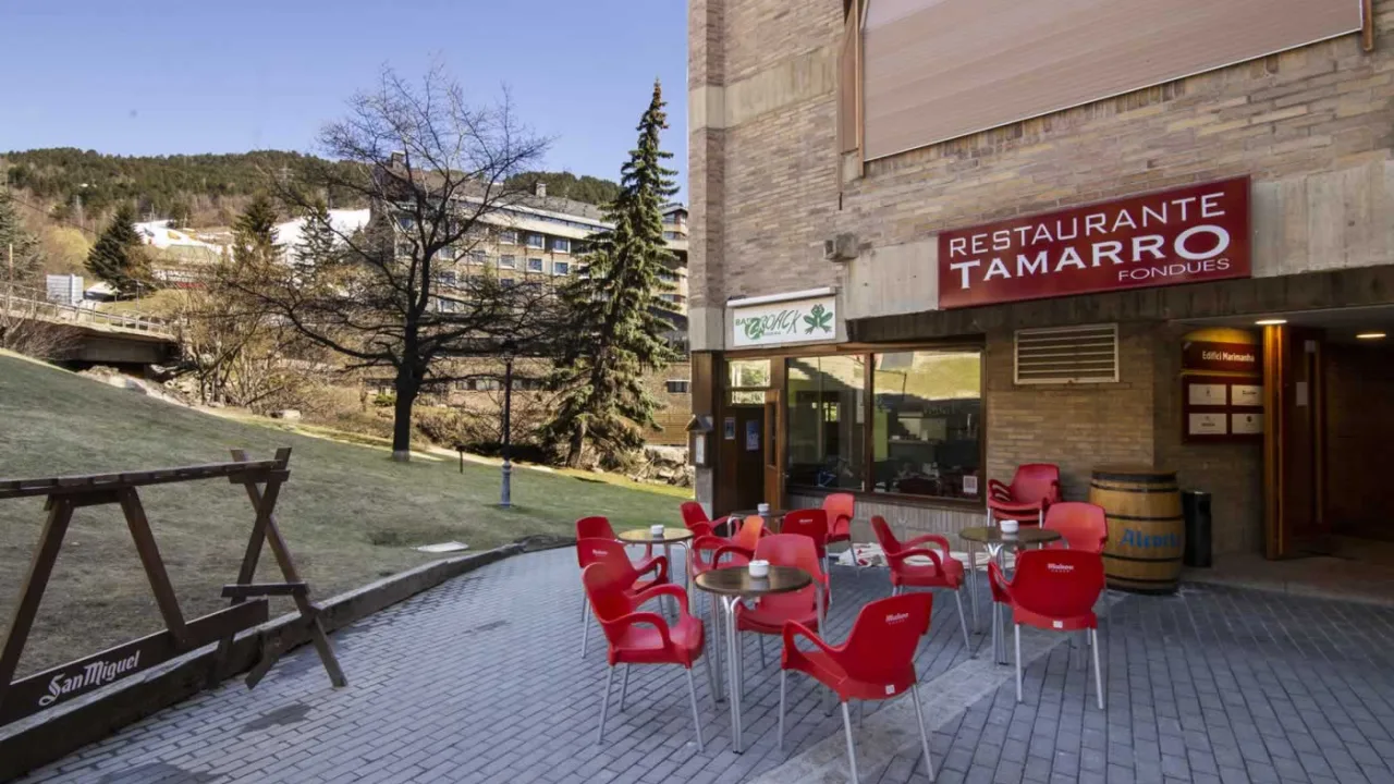 Tamarro / Croack Bar