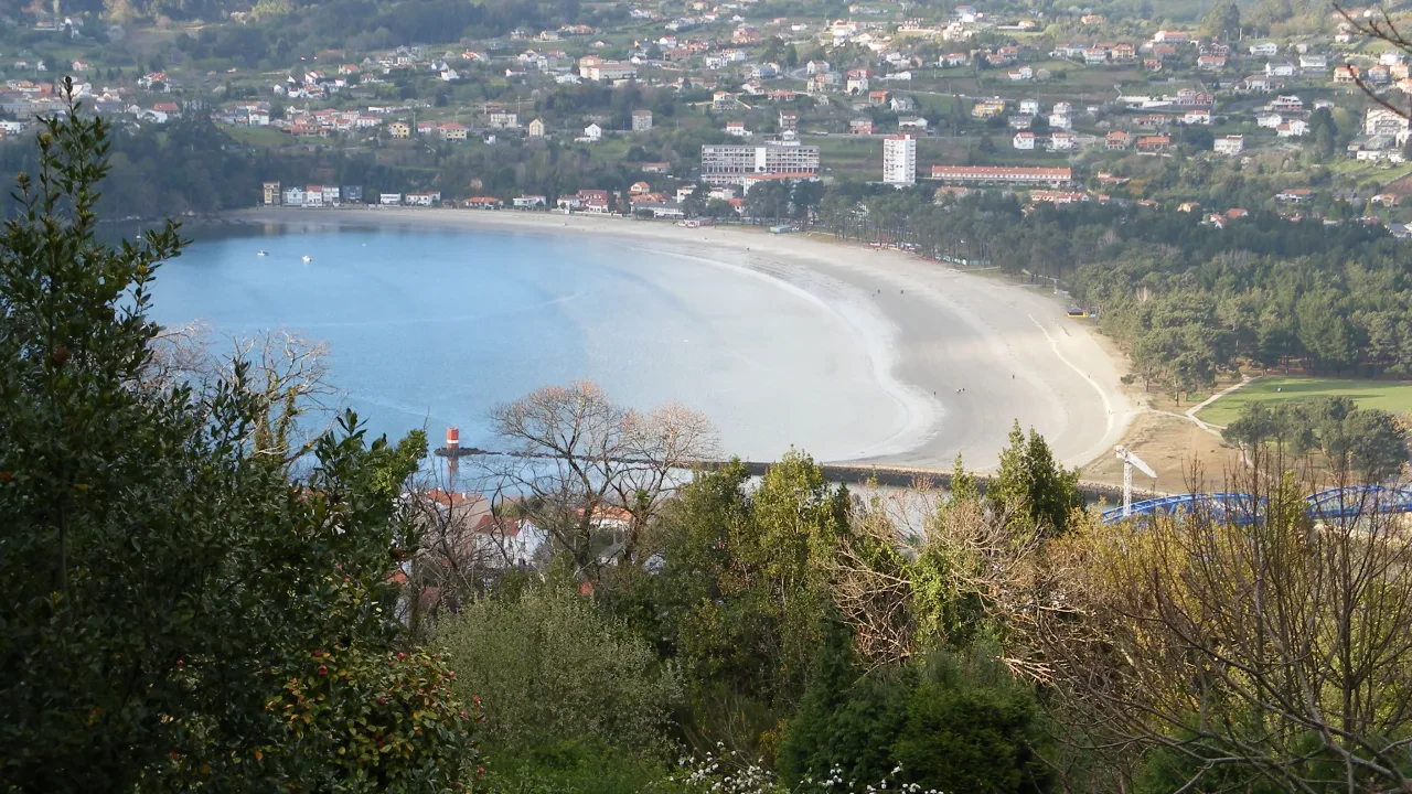 Praia canina de Cabanas (A Madalena)