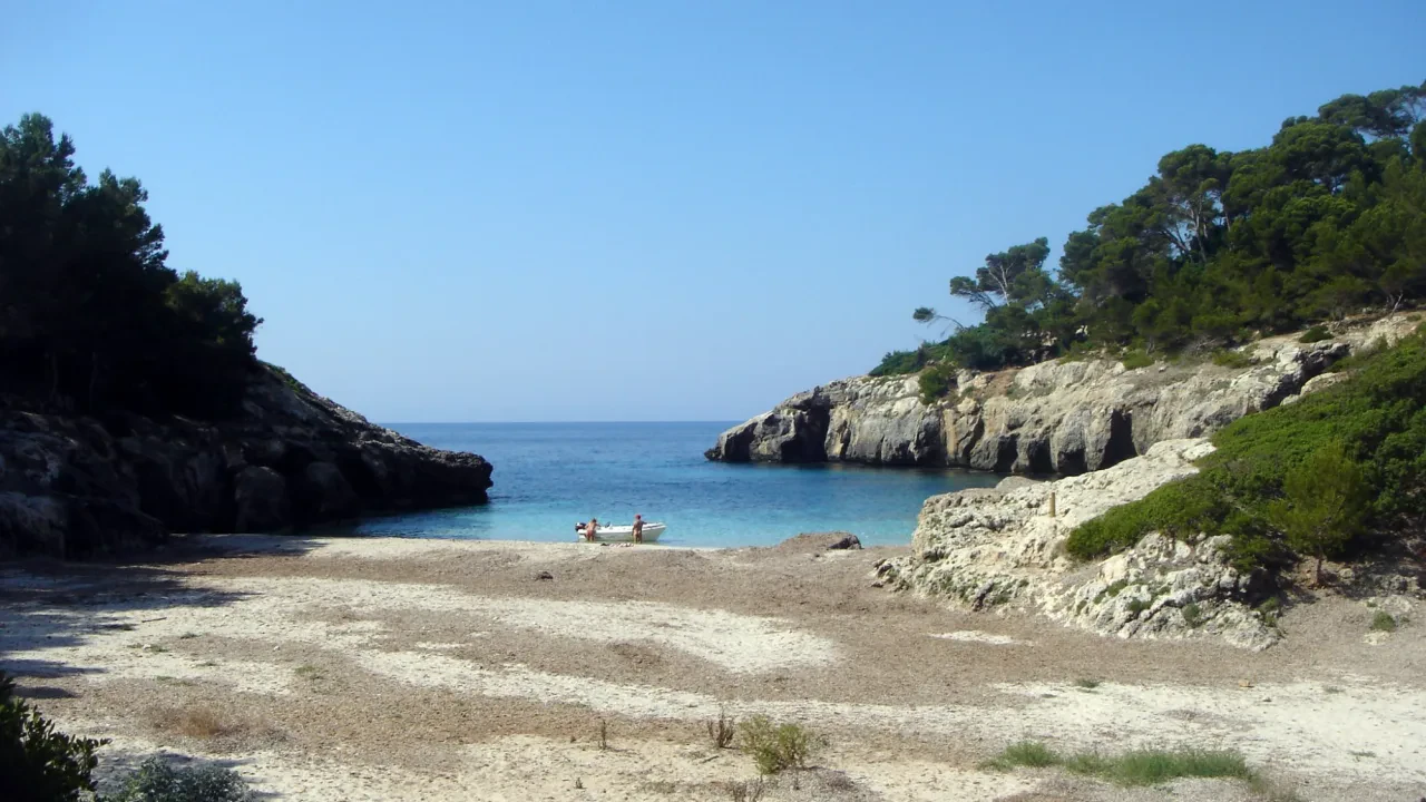 Cala Fustam
