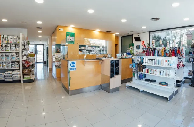 Clínica Veterinària Canis & Dogs